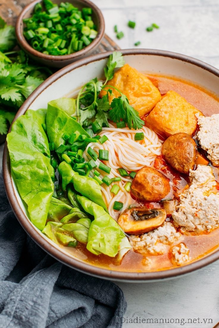 BÚN RIÊU MAI CUA HOT HOT HIT
