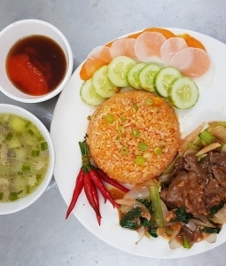 Quán Cơm Gà Xối Mỡ, Hủ Tiếu Sa Đéc Ngon Bình Chánh