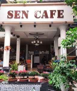 Sen Cafe - Quán Cafe Sân Vườn Bình Thạnh