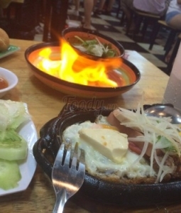 Quán Bò Né Mì Ý Bò Hàu Sốt Cay Cơm Chiên Ngon Quận 1