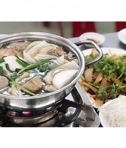 Lẩu Bò Cô Châu 287 Bông Sao Quận 8- Quán Lẩu Bò Ngon Quận 8