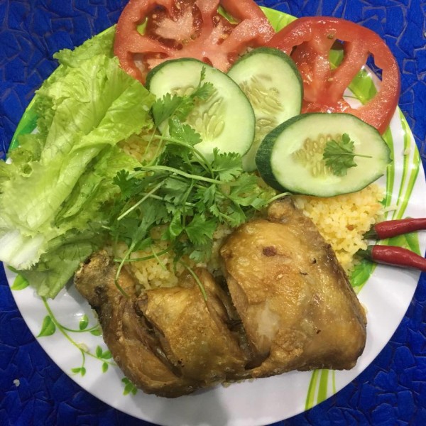 Quán ăn, ẩm thực: Quán Cơm Gà Xối Mỡ Ngon Quận 3 Comgaxoimo