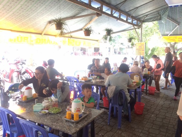 Quán ăn, ẩm thực: Quán Mì Quảng, Bún Bò Ngon Quận Tân Phú Saudanang%20(1)