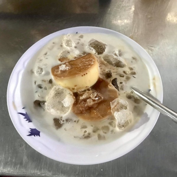 Quán ăn, ẩm thực: Bánh Flan & Rau Câu Chợ Nguyễn Văn Trỗi 2%20(1)