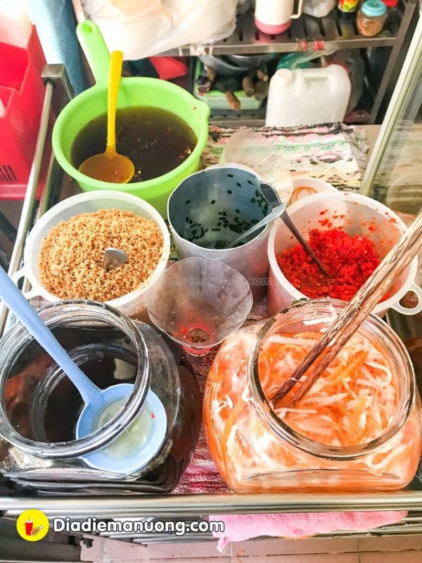 Quán ăn, ẩm thực: Quán Cơm Tấm, Bún Nem Nướng, Chả Giò Thanh-nga%20(1)