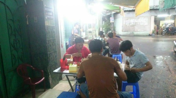 Quán ăn, ẩm thực: Quán Bún Nước Lèo Sóc Trăng Ngon Tại HCM Bun-nuoc%20(19)%20(Custom)